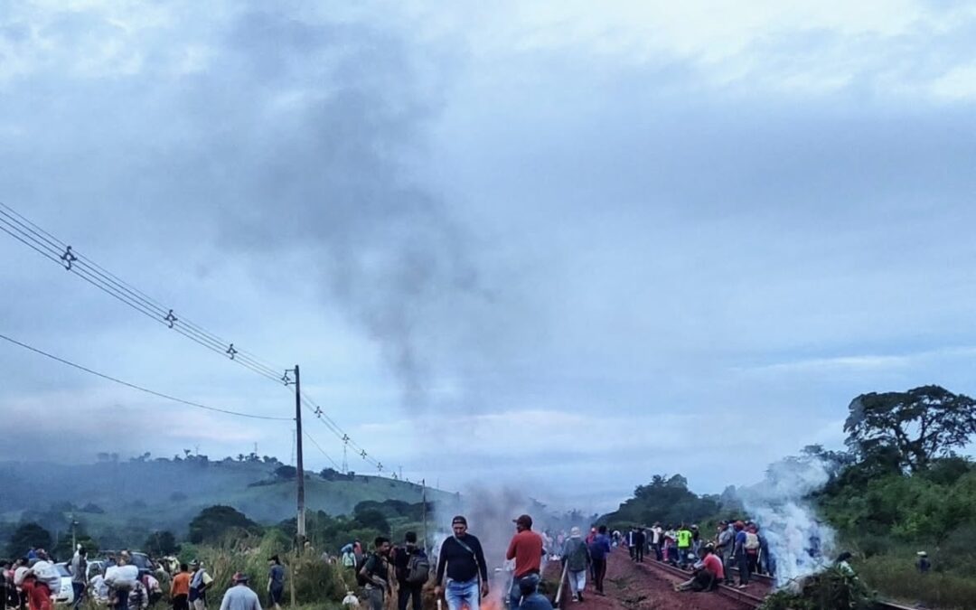 MST ocupa Estrada de Ferro Carajás (EFC) no Pará denunciando descumprimento de acordos com a Vale S.A. e o Incra