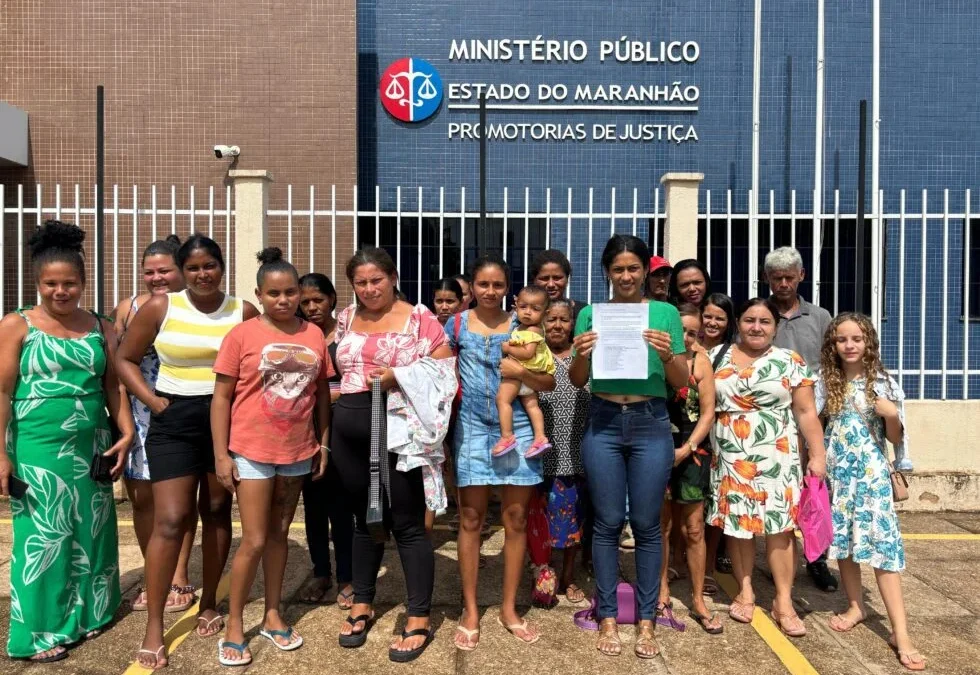 Após dez meses da entrega das casas em Piquiá da Conquista, mais 67 famílias de Piquiá de Baixo recebem as chaves no Jardim Aulídia
